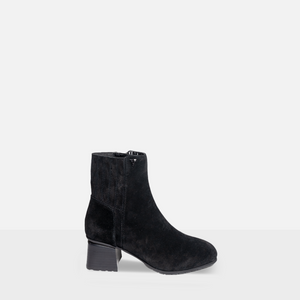 GAIL Black Suede