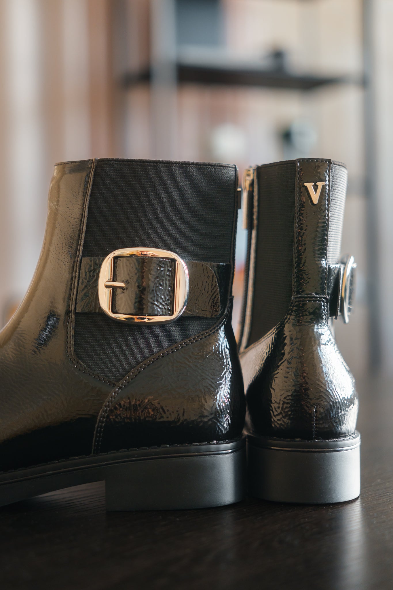 PERLE25 - Black Crinkle