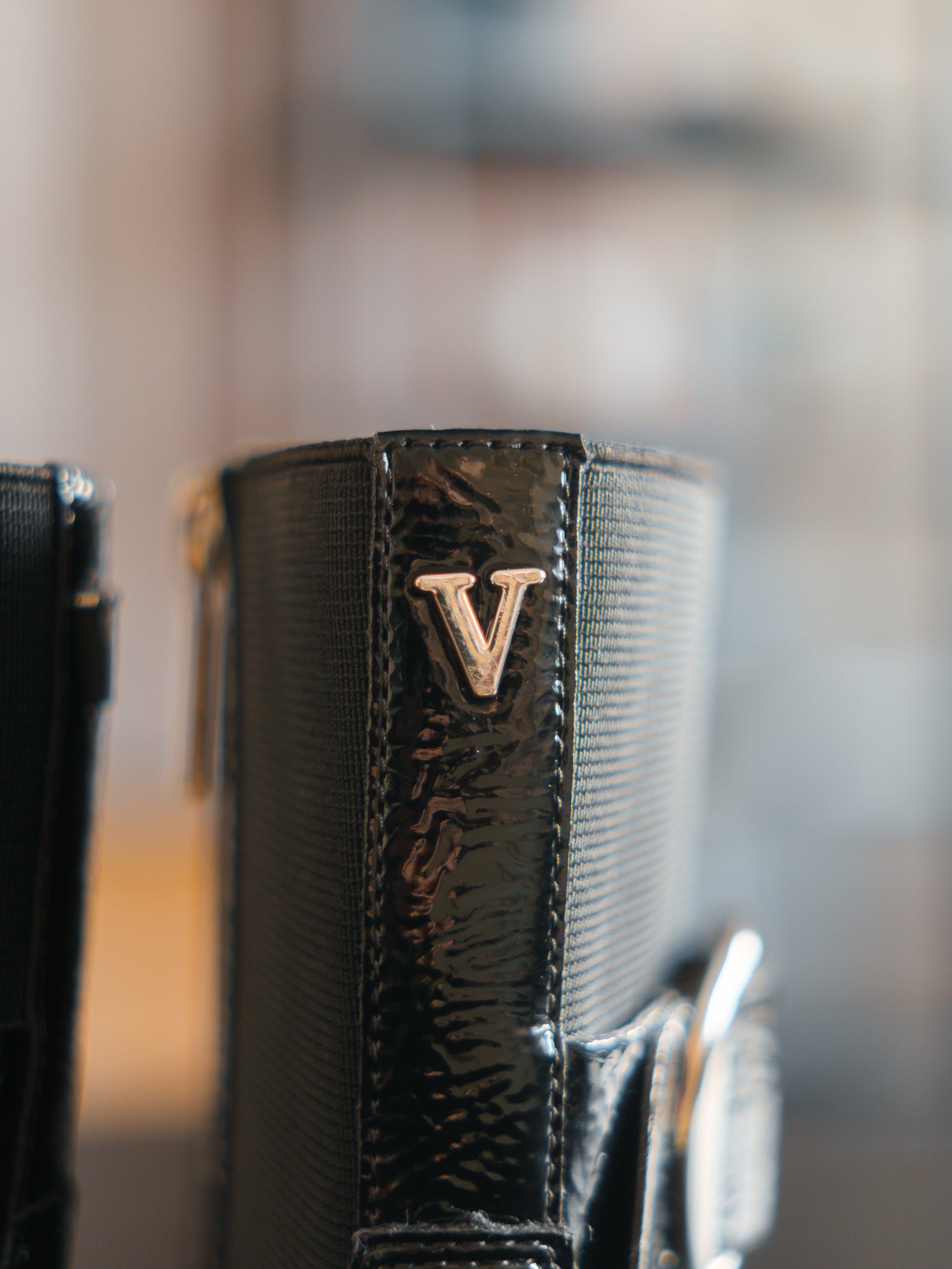 PERLE25 - Black Crinkle